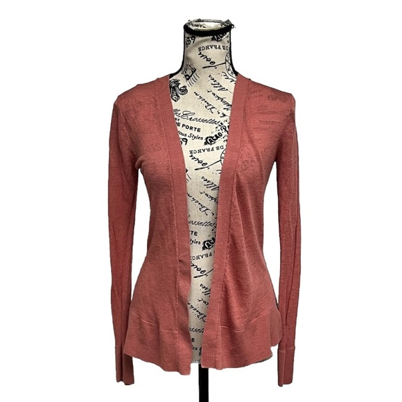 Ann Taylor Linen Cardigan Sweater Womens Pink Barbie Preppy Casual Modest XS - Picture 1 of 7